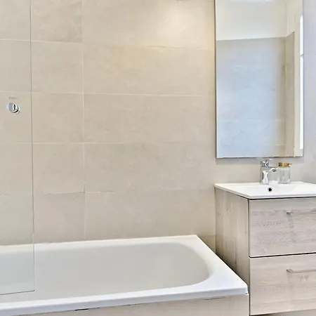 Apparement A 5 Minutes De Paris -