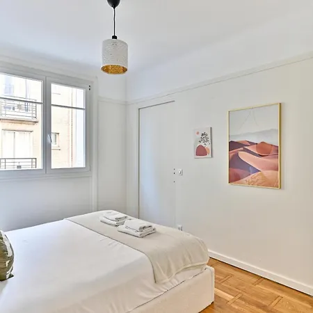 Apparement A 5 Minutes De Paris - Apartment *